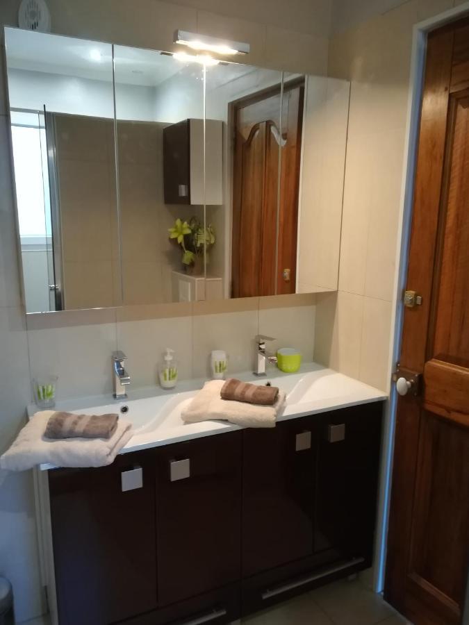 3 indépendants dans villa avec piscine terrasse, jardin, parking clos, wifi Meyreuil Exterior foto