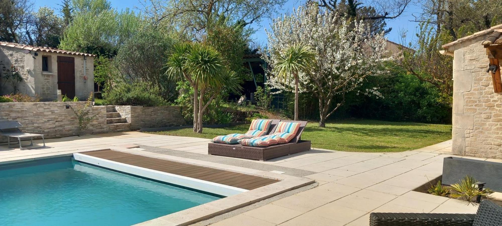 3 indépendants dans villa avec piscine terrasse, jardin, parking clos, wifi Meyreuil Exterior foto