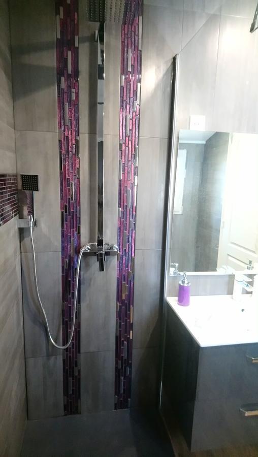 3 indépendants dans villa avec piscine terrasse, jardin, parking clos, wifi Meyreuil Exterior foto